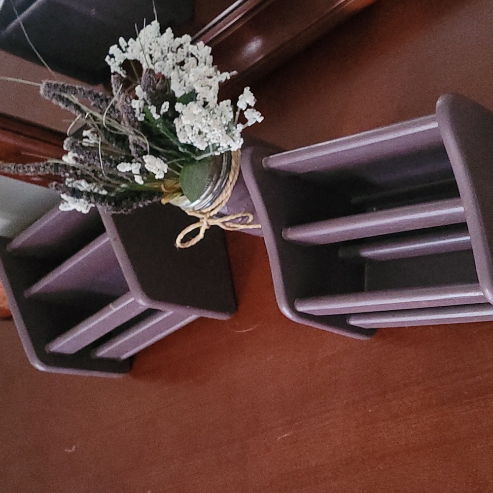 Decor - Picture 2 of 5